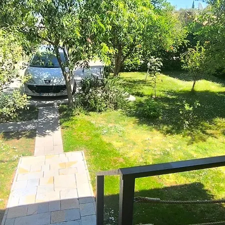 Iskra Tiny House Holiday home